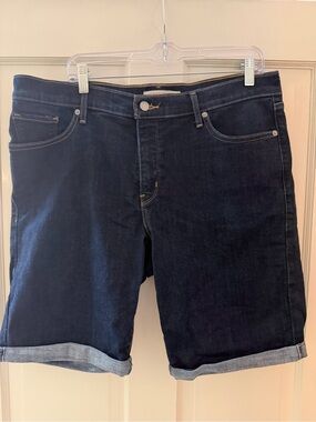 Levi’s Classic Bermuda Shorts Dark Wash 16W